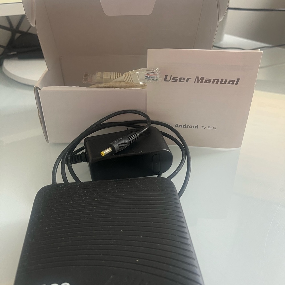 Black Android TV Box M8S pro